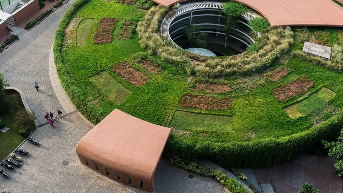 Aerial-view-of-landscaped-roof-of-clubhouse