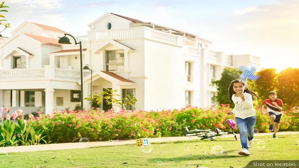 Hiranandani-Cypress-Devanahalli-Lifestyle-min